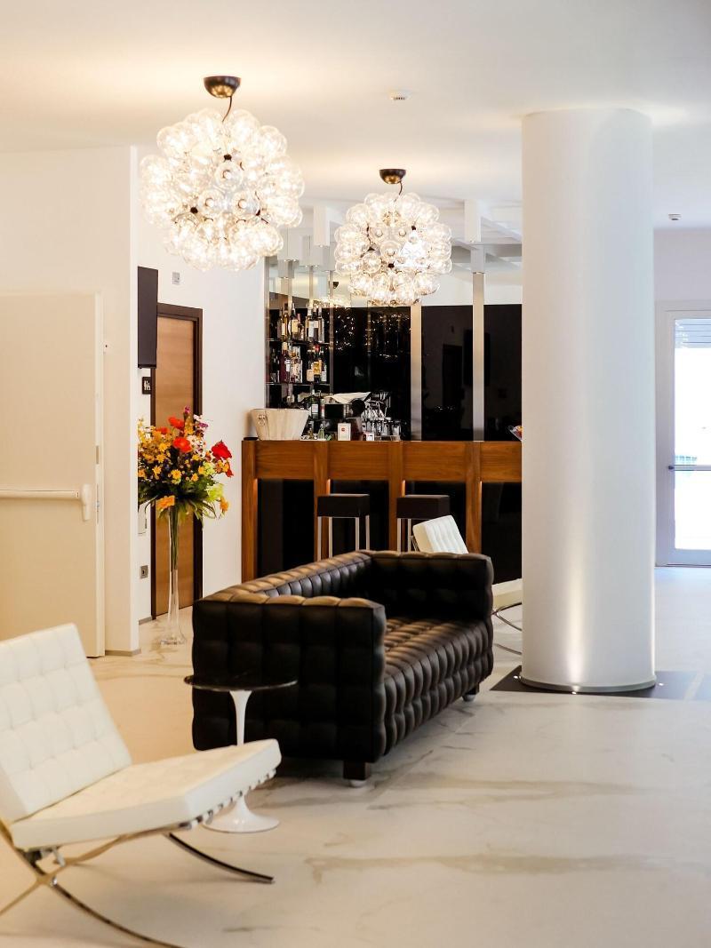 ריצ'יונה Dan Hotel מראה חיצוני תמונה